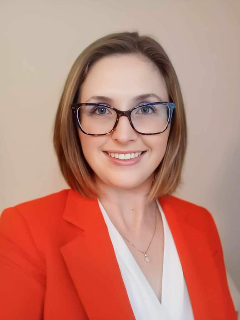 A woman Christian psychologist